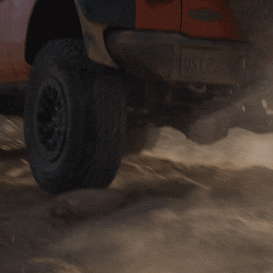 2022 Ford Bronco Raptor GIF 1x1 02